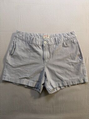 GAP Khakis 4” Shorts Womens Size 6 Gray White Stripe Preppy Coastal Classic